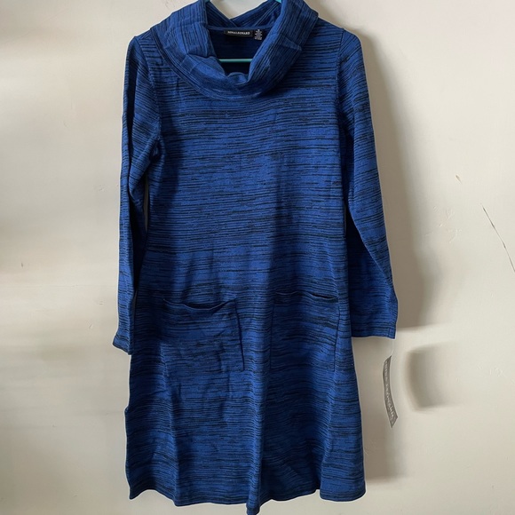 NINALEONARD turtleneck/open shoulder long sleeve knee length dress. Size M. New - Picture 1 of 3